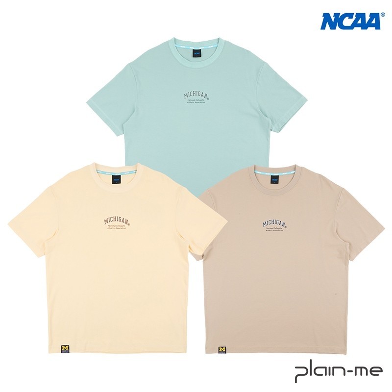 【plain-me】NCAA 微落肩涼感密西根印花上衣 NCAA0142-241 <男女款 T恤 短袖上衣>