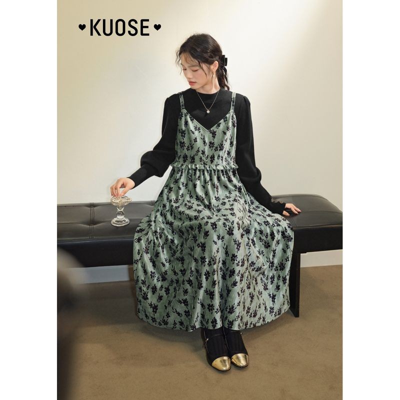 ♥ KOUSE ♥預购限时特价闊色法式綠色吊帶背心碎花連衣裙女秋冬新款無袖v領a字長裙 先聊聊勿直接下單