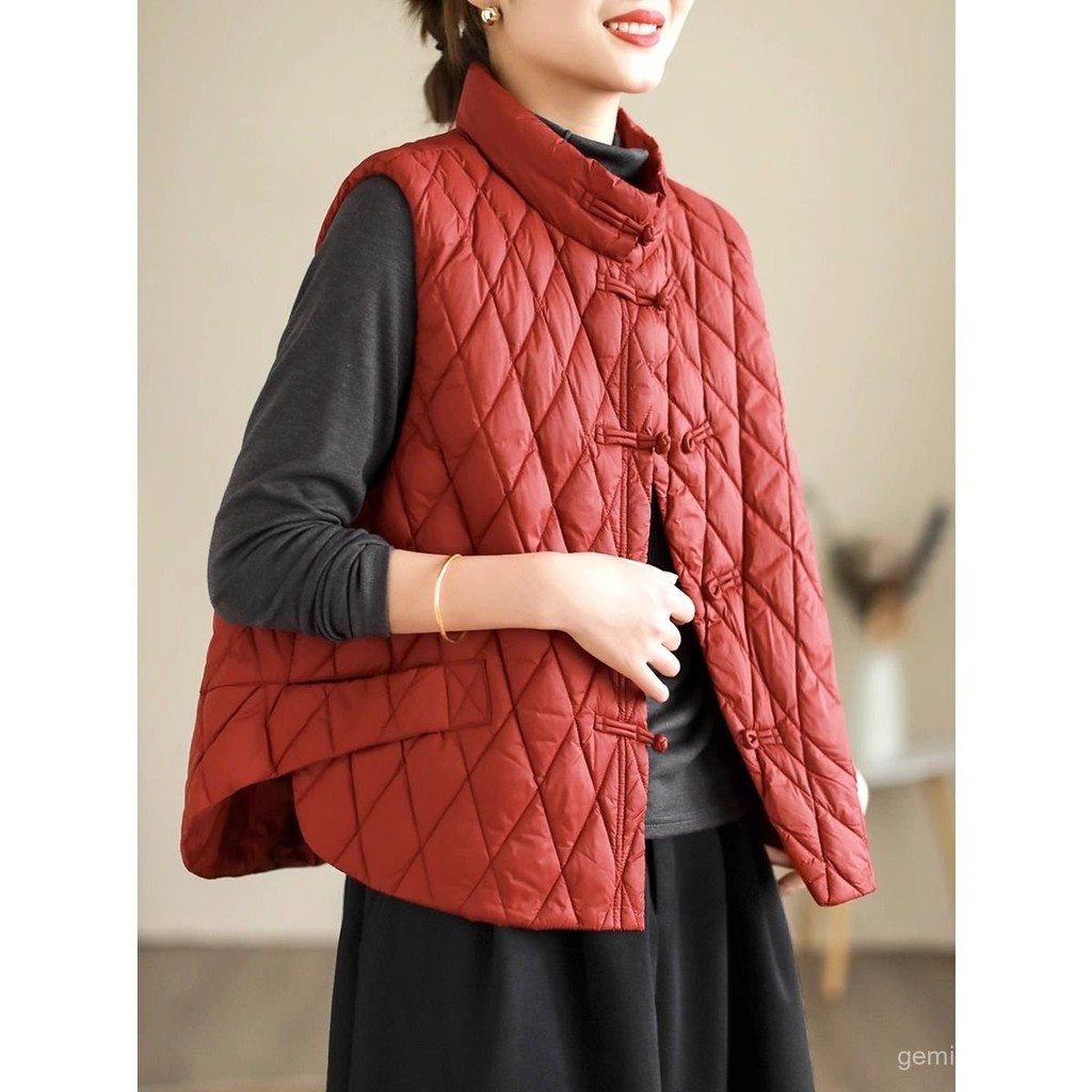 免運 臺灣出貨 中式背心 新中式外套 2023秋冬新品時尚文藝複古民族風盤扣羽絨棉服馬甲保暖百搭背心女 8/9 DJT8