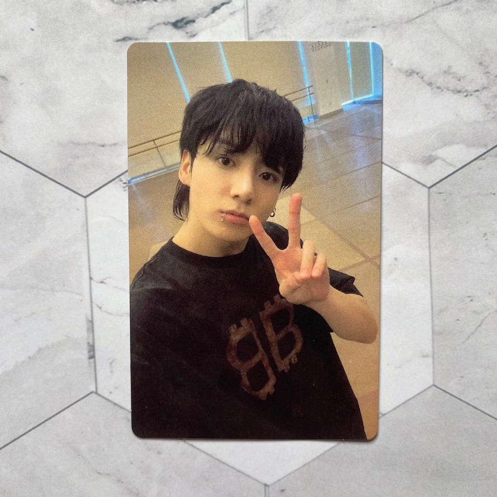 ⭐正版小卡⭐BTS防彈少年團 田柾國Jung Kook小卡 歪頭比耶果 golden線下1.0 pst2果