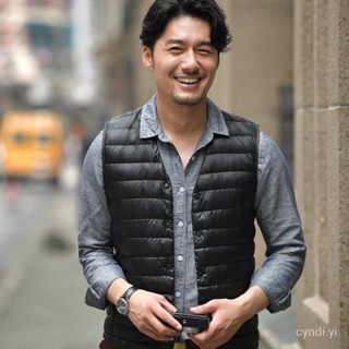 羽絨馬甲 背心外套 馬甲外套男 羽絨背心 2021冬輕薄羽絨馬甲男V領短版大碼修身內穿圓領羽絨背心馬夾內膽1029 HV