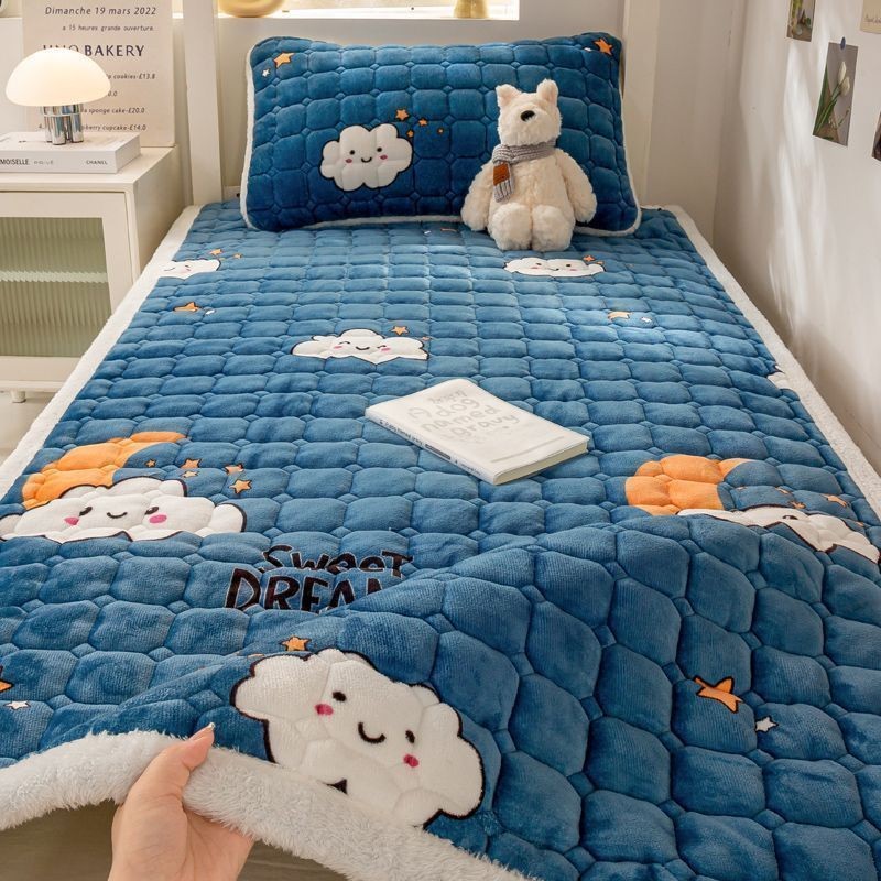 9號倉庫 床單四件套 床上四件組 冬季新款牛奶絨床墊 軟墊 冬季珊瑚絨床單 宿舍保暖加厚單人床褥 薄墊子 床包 枕套