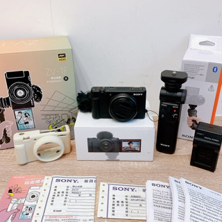( 索尼超輕入門Vlog機 ) Sony ZV-1F 大光圈 廣角定焦鏡頭 手持握把組合 二手相機 半年保固 林相攝影