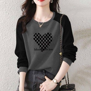 拚接大學T 上衣 大學T 衛衣 套頭衛衣薄德絨秋冬新款拚接長袖上衣女寬鬆顯瘦插肩外穿印花媽媽裝 大碼女裝 簡約韓版