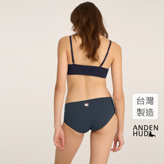 【Anden Hud】Hello Kitty系列．細邊中腰三角內褲(深藍紫-刺繡Kitty) 純棉臺灣製 海外禁售
