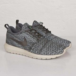 🕊️【Princess PEPE】NIKE ROSHERUN NM FLYKNIT 慢跑鞋 灰色 677243-007