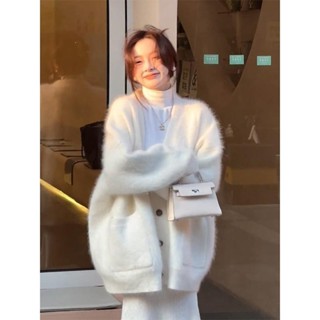 【免運】日係原宿風高級感慵懶風v領毛茸茸加厚毛衣外套女寬鬆顯瘦軟糯馬海毛開衫時尚洋氣溫柔風口袋上衣秋冬款