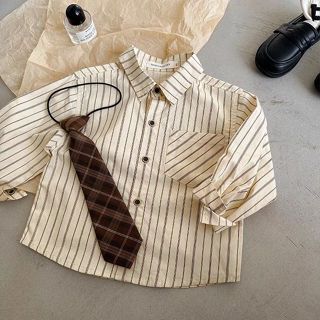 💕洋洋兒童店💕 男童襯衫 兒童襯衫 男童純棉襯衫日係韓版上衣棕色學院女童條紋洋氣懶人寶寶領帶襯衣 男童襯衣