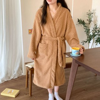 女生長袖睡衣 秋冬女裝 法蘭絨睡袍 新款 加絨加厚珊瑚絨套裝 冬季家居服睡衣