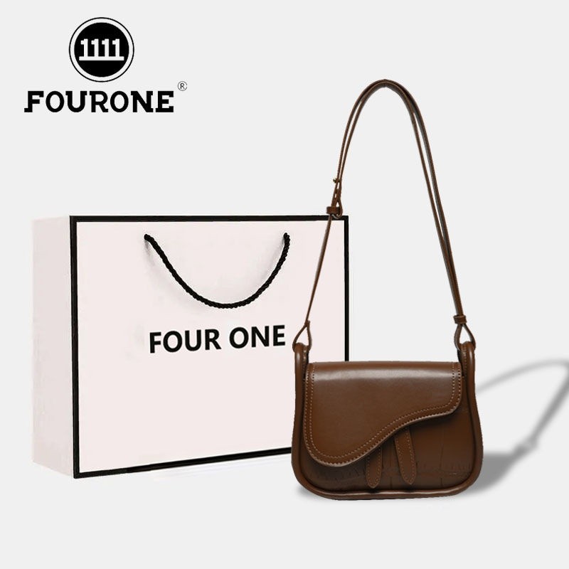 🎉FOURONE 今流行包包 女包 新款 高級質感 小眾 百搭 斜挎包 馬鞍包 潮流包包 小眾設計【B】