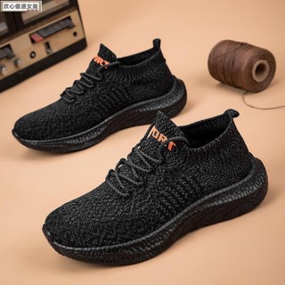 🎀臺灣出貨🎀加大碼 Flyknit 運動鞋 情侶休閒繫帶跑步運動鞋 男士女士超輕透氣防滑waiL