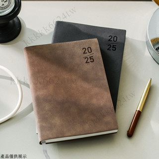 2025年日程本 商務記事本 軟皮麵 365天日曆 週計劃本 全年計劃本 行事曆 計劃本 記事本 手帳本 筆記本 日記本