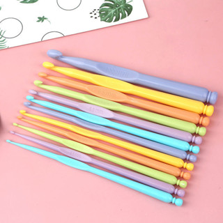 臺灣熱銷💫 彩色塑膠鉤針套裝12件套 手工diy編織毛線工具 針織毛衣圍巾勾針