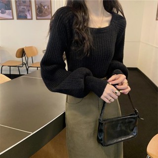 【免運出貨】針織上衣韓版素色長袖方領毛衣女秋季2022新款純欲軟糯小個子打底內搭針織上衣針織外套短版上衣針織背心