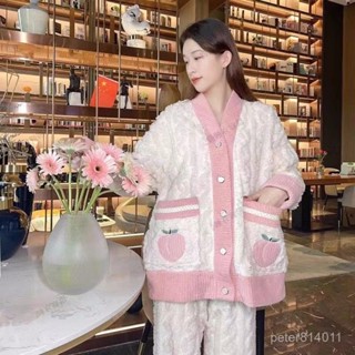 【PE】睡衣女秋冬珊瑚絨長袖加絨加厚可愛法蘭絨家居服套裝外穿v領睡衣