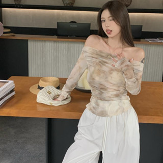 coco小姐✨一字肩 紮染 網紗 長袖 T恤女 法式 鎖骨 設計感 小眾 防曬衣 罩衫 上衣