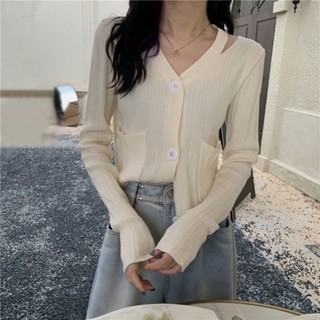 coco小姐✨黑色 V領 針織衫 女裝 長袖 春秋季 外套 新款 韓版 毛衣 露肩 開衫