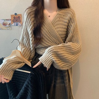 慵懶風V領交叉毛衣針織衫女秋季新款設計感寬鬆收腰氣質長袖上衣