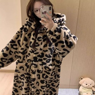 免運🚚臺灣熱賣豹紋睡衣女秋冬季珊瑚絨加絨厚中長款睡袍保暖家居服套裝