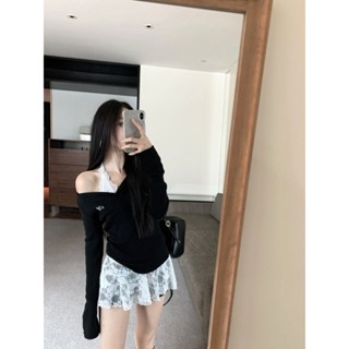 【CIFF】 韓版黑色刺繡長袖T恤女秋季純色打底衫長袖上衣 女裝 衣服 寬鬆上衣 顯瘦上衣