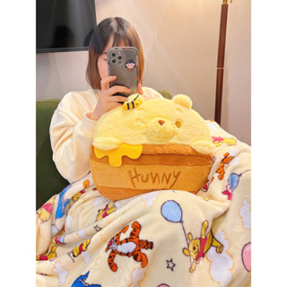 噗噗 維尼熊 抱枕 毯子 二合一 辦公室 午睡 小靠枕 靠墊 可愛 女生 趴趴 枕頭 居家小物