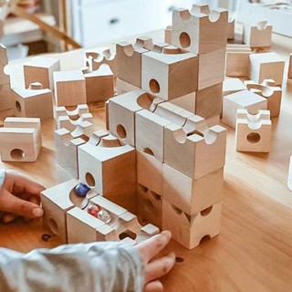 大顆粒拼搭建構兒童彈珠軌道滾珠積木玩具益智空間迷宮動腦3到6歲