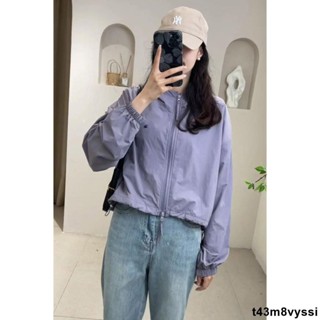 七喜服裝 【臺灣出貨】休閒防曬衣女 夏季薄款外套 短款百搭 連帽防曬 大尺碼上衣！