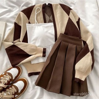 冬季新品✨小個子時尚辣妹針織套裝吊帶毛衣開衫外套秋冬百褶短裙甜辣三件套 JIAA