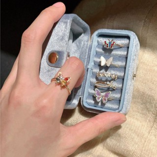 有點東西🛒有風來信 首飾盒高階感風絲絨便攜式旅行飾品盒收納耳釘戒指盒飾品收納盒 便攜旅行 珠寶盒 飾品展示收納