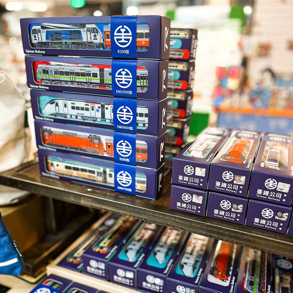 TR 台鐵火車造型行李束帶 行李箱束帶 旅行束帶 綑綁帶 MIT專利材質鉤毛同面扎實固定 露營登山綑綁帶 TR鐵道故事館