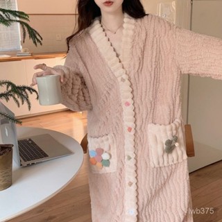 🔆小甜甜日係美衣👙 彩虹睡袍女2024秋冬款珊瑚絨寬鬆保暖加厚長款睡衣甜美開衫居家服 ZTNG