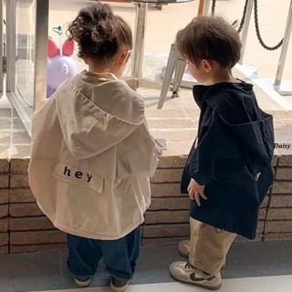 [潮童穿搭日記]兒童外套 男童上衣 兒童帽衫 正韓童裝 秋季新款韓版中小童休閒外套 字母連帽風衣 寬鬆帥氣百Daisy5