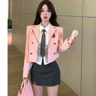 韓版衣服 粉色短款西裝外套女學院風套裝 Polo領長袖襯衫條紋包臀半身裙 【戀語賣場】