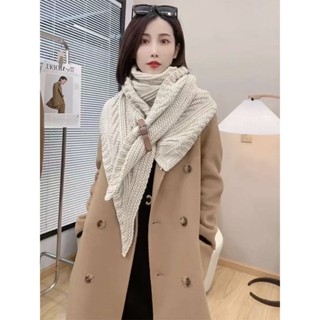 【熱銷免運】韓版秋冬保暖皮扣披肩開叉加厚三角斗篷外搭女士針織圍巾毛線圍脖 圍巾 圍脖 韓版女圍巾 保暖圍巾 披肩圍巾 潮