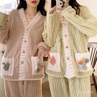 【 ✨優選好物✨】📢 珊瑚絨睡衣冬季女款加絨加厚2023年新款秋冬款法蘭絨毛絨冬天圓領 COTN