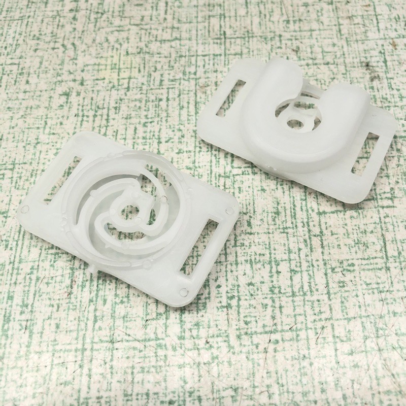 全新 現貨 實拍 Focus mk2 門飾板卡扣底座 塑膠扣 底座 門內飾板 門板 卡扣 底座