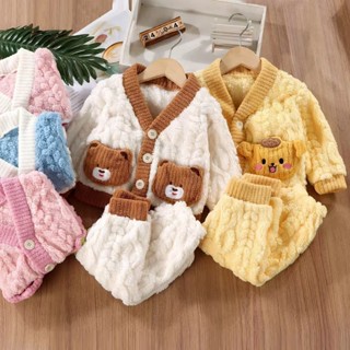 臺灣熱銷🌈兒童法蘭絨套裝 男女童卡通刺繡小兜家居服 寶寶加絨加厚對襟睡衣