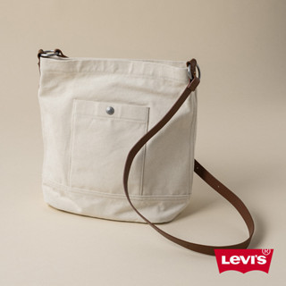 Levi's® 女款 經典單寧牛仔鉚釘斜揹包000IP-0000 人氣新品