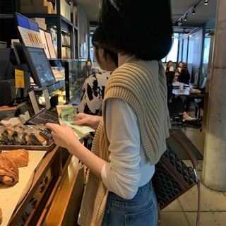 蝸居生活館🔆萬能坎肩 2020針織小披肩女外搭春夏秋季無袖韓版寬松百搭休閑純色打結圍巾 披肩女 針織坎肩 蕾絲