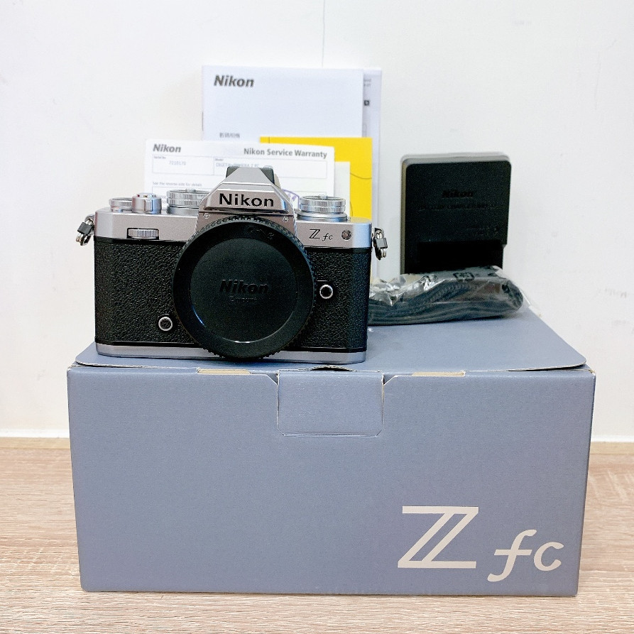 ( Nikon復古外觀相機 ) Nikon Zfc  無反光鏡數位相機 APSC 微單眼 二手 觸控翻轉螢幕 林相攝影