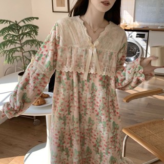 Lam 睡衣 睡裙法蘭絨睡裙女冬季長袖睡袍公主風碎花珊瑚絨家居服少女長款連衣裙