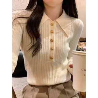 Polo領毛衣 金屬紐扣上衣 針織打底衫女設計 美麗修身毛衣 修身內搭上衣 秋冬針織上衣 針織毛衣 針織衣服 毛衣女