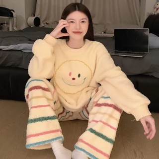 see 保暖睡衣 加絨睡衣 居家服 長袖睡衣 笑臉彩虹條紋半邊絨睡衣女冬季2024新款珊瑚絨加絨加厚甜美家居服