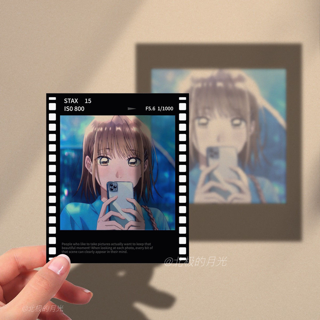 臺灣現_貨🔥青之箱 鹿野千夏周邊拍立得蝶野雛豬股大喜投影反轉ins光影卡片 小羊咩咩困