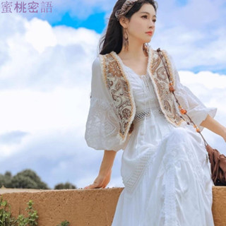民族風馬甲 波西米亞背心 馬甲開衫女 度假穿搭 複古刺繡馬甲民族風短款上衣異域波西米亞背心麂皮外搭疊馬甲