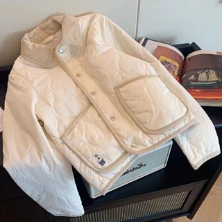 小可家韓係剌繡小熊菱格棉服外套女秋冬季2024新款棉襖拚接翻領短款棉衣 秋冬外套 秋冬穿搭 保暖穿搭
