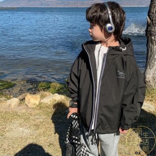 臺灣熱銷 兒童外套 秋冬新款男大童外套 兒童秋季衣服 男童外套 春秋款衝鋒衣 2024新款秋裝兒童中大童男孩防風連帽上衣