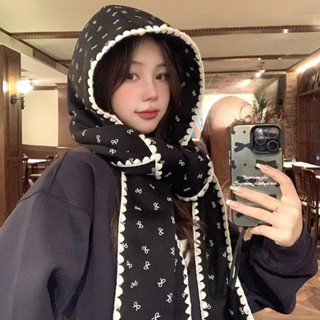 【精品好貨】韓版笑臉印花可愛蕾絲百搭連帽圍巾少女秋冬帽子針織保暖圍脖鬥篷素色百搭 圍脖護頸 圍巾高級氛圍感 格子圍巾