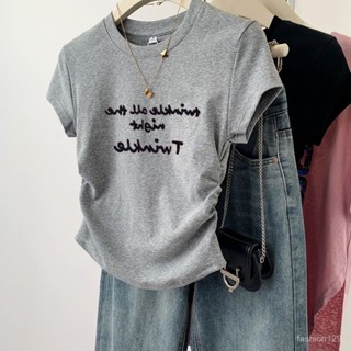 💛限時下殺💛灰色正肩字母印花短袖T恤女 夏季新款小眾胖妹妹短款修身上衣 正肩收腰上衣 短板上衣 合身T 辣妹上衣 短板t