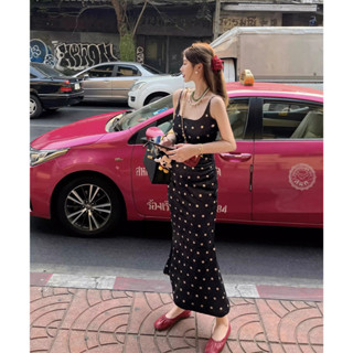 【Carmar】2025新款設計魚尾長款赫本風法式休閒圓點吊帶連衣裙 長洋裝 貼身洋裝 歐美洋裝 連身洋裝 連衣裙